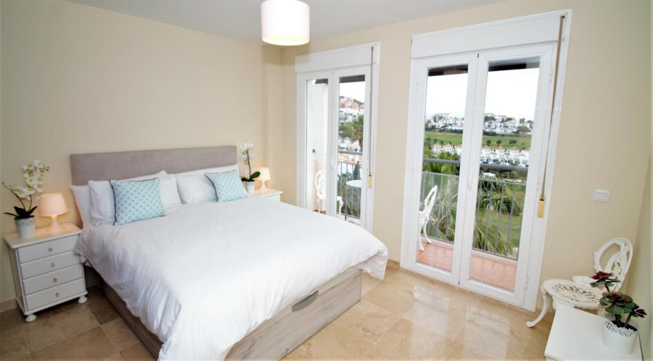 Villa Rosa Luxury Private Large Villa To Rent Manilva Εξωτερικό φωτογραφία
